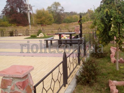 Pamyatnik_krest_foto_011