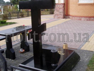 Pamyatnik_krest_foto_05