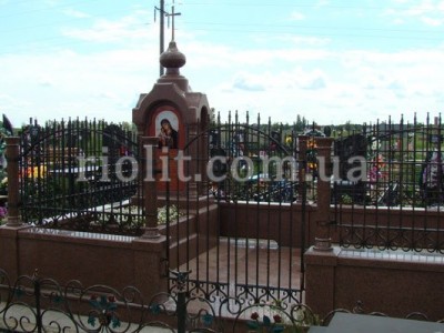 pamyatnik_ctasovnya_cimonu_foto_1