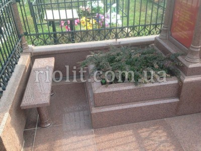 pamyatnik_ctasovnya_cimonu_foto_4