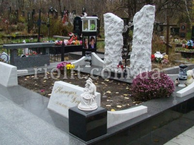 pamyatnik_mramor_gabbro_foto_6