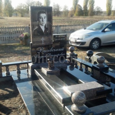 pamyatnik_granit_didkovichi_foto_01