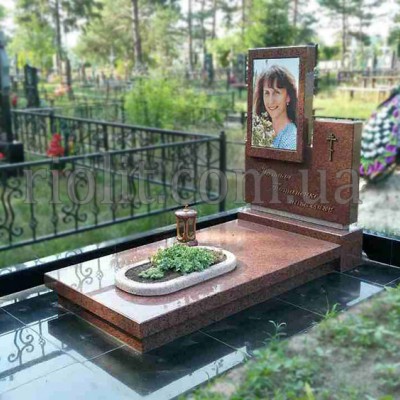 pamyatnik_leznik_granit_foto_04