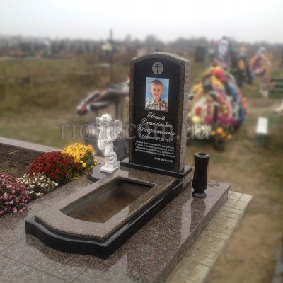 Pamyatnik_didkovishi_foto_02