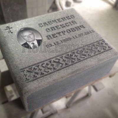 Pamyatnik_tanskii_granit_foto_01
