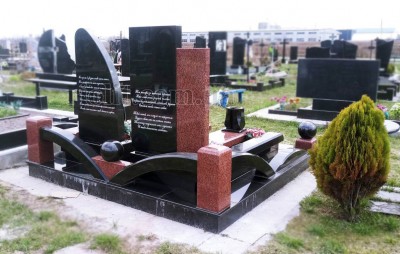 pamiatnik_voennomy_foto_03