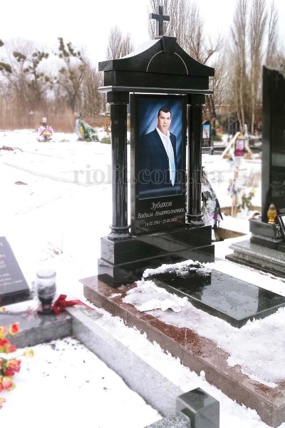 Pamiatnik_kolonnu_foto_04