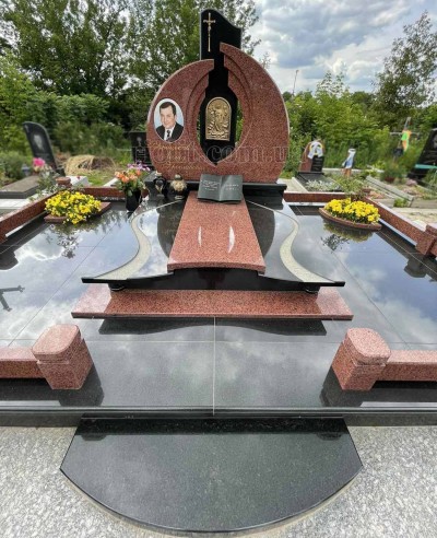 Memorial_leznik_foto_07