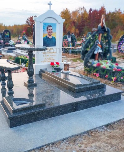 Pamiatnik_mramor_foto_02