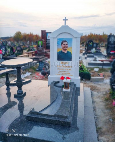Pamiatnik_mramor_foto_05