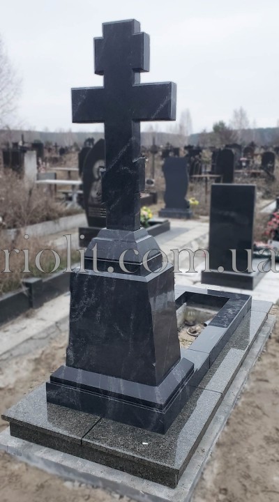 Pamyatnik_xrest_raxnu_foto_03